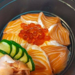 แซลม่อน อิคุระ ด้ง