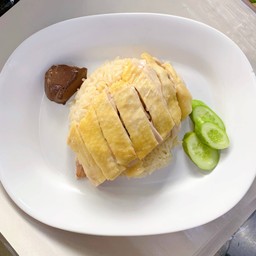 ข้าวมันไก่เนื้อสะโพก (ติดหนัง)