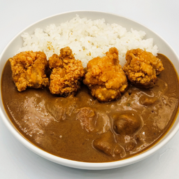 ข้าวหน้าแกงกะหรี่ไก่คาราเกะ