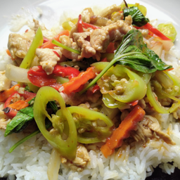 ผัดพริกหยวกหมูราดข้าว