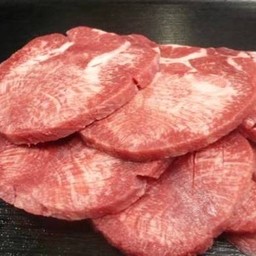 Beef tongue thick-cut 厚切り牛タンカット 100g