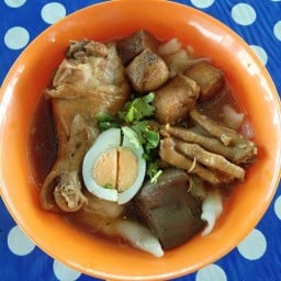 ตุ๊กติ๊ก อาหารตามสั่ง