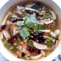 ต้มแซ่บเห็ดรวม