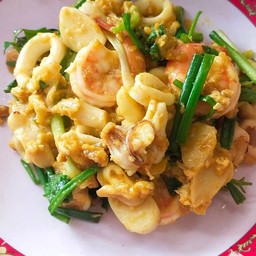 ข้าว+ผงกระหรี่ราดข้าว