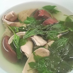 เกาเหลาเลือดหมู