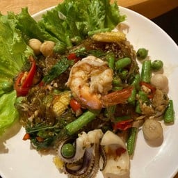 วุ้นเส้นขี้เมาทะเล