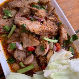 น้ำตกคอหมูย่าง