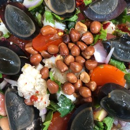 ยำสามไข่