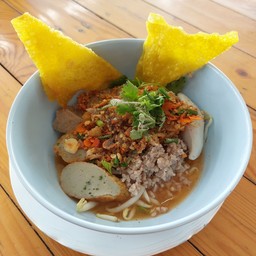 ก๋วยเตี๋ยวแห้งต้มยำ