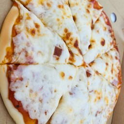 มื้อเช้า และ Pizza Homemade พิซซ่า