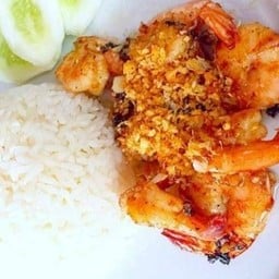 กุ้งกระเทียมราดข้าว