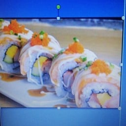 โรลแซลมอนรนไฟ Roll Salmon Gill