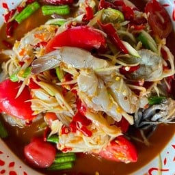 ร้าน ลูกรอ (แม่หญิงกรแก้ว ตำยำแซ่บ)