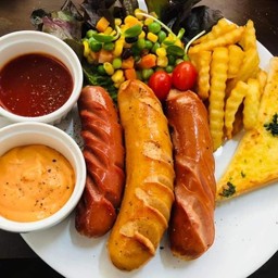 ร้านมากกว่านม