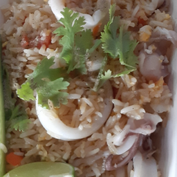 ข้าวผัดทะเล