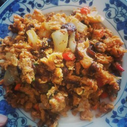 ไข่ยู่ยี่ ต้มยำกุ้ง