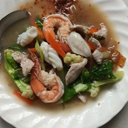 ครัวแม่บัว ราดหน้า ตามสั่ง