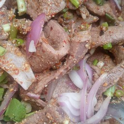 เจ๊ก้อย ส้มตำปิ้งย่าง