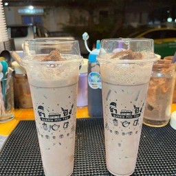 โอวัลตินเย็นแก้วใหญ่ยาว
