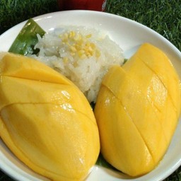 ข้าวเหนียวมะม่วงขนาดใหญ่