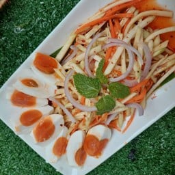 ยำไข่เค็ม