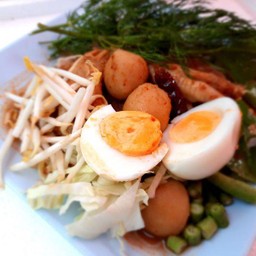ขนมจีนน้ำยาป่า