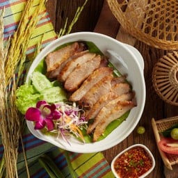 D04คอหมูย่าง grill pork neck