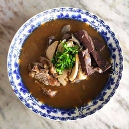 สตูไก่ ชุดใหญ่