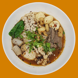 ก๋วยเตี๋ยวน้ำต้มยำ พิเศษ