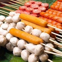 ลูกชิ้นทอด(วัดไชยนา)