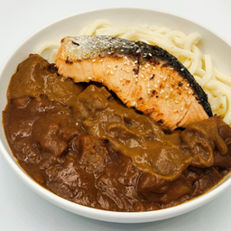 อุด้งหน้าแกงกะหรี่สเต้กแซลมอน