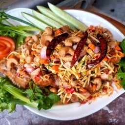 D03ปลาทับทิมทอดแอบแซ่บ Deep fried Ab-zab