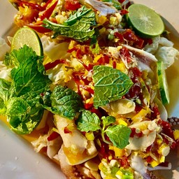 ปลาหมึกไข่นึงมะนาว