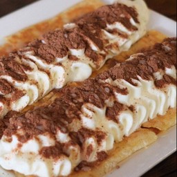 โรตีสี่เหลี่ยม-วิปครีม-ไมโล