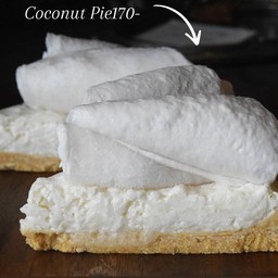 พายมะพร้าวน้ำหอม