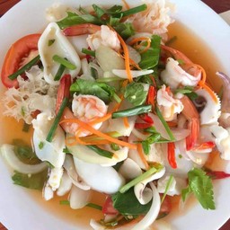 ยำทะเล (กุ้ง, หมึก)
