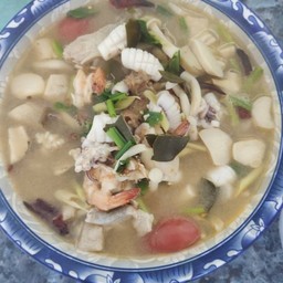 ต้มยำทะเลน้ำใส