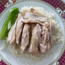 ข้าวมันไก่เนื้อน่อง ธรรมดา