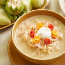 กุ้งหลน SIMMERED SHRIMP IN COCONUT MILK