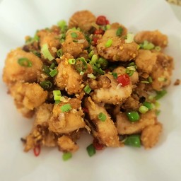 อกไก่คั่วพริกเกลือ