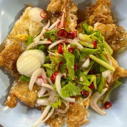 ยำไข่ดาว