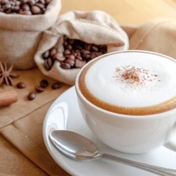 กาแฟคาปูชิโน่ร้อน ฟรี แครกเกอร์