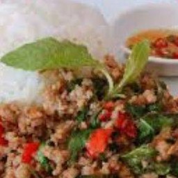 ข้าวผัดกะเพราหมู