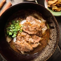 ก๋วยเตี๋ยวเรือ โกตุ๋ย 333 ซอยชินเขต2 ชินเขต2
