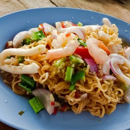 ยำมาม่า