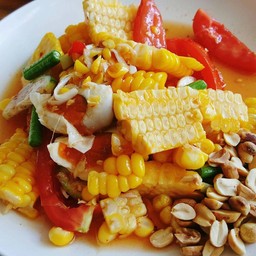 ตำข้าวโพดไข่เค็ม