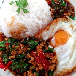 ข้าวกระเพราหมู