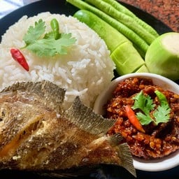 ข้าว..น้ำพริกตาแดง (กดเลือกชนิดน้ำพริก และขนาดปลาด้วยค่ะ)