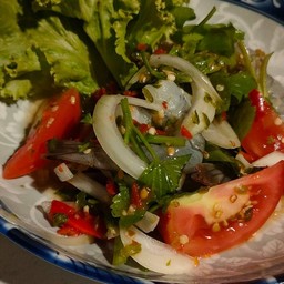 ยำกุ้งสด