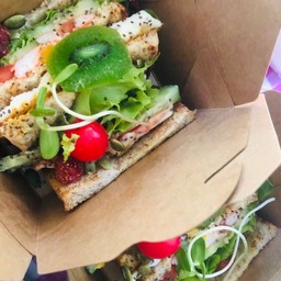 แซนวิชคอนโดมินิ